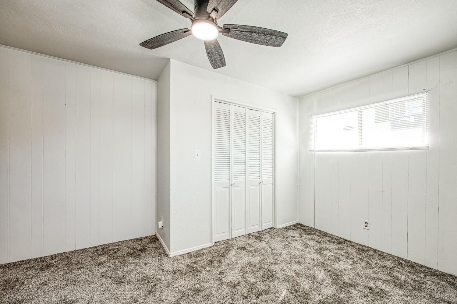 2434 Yerba St, Selma, CA 93662