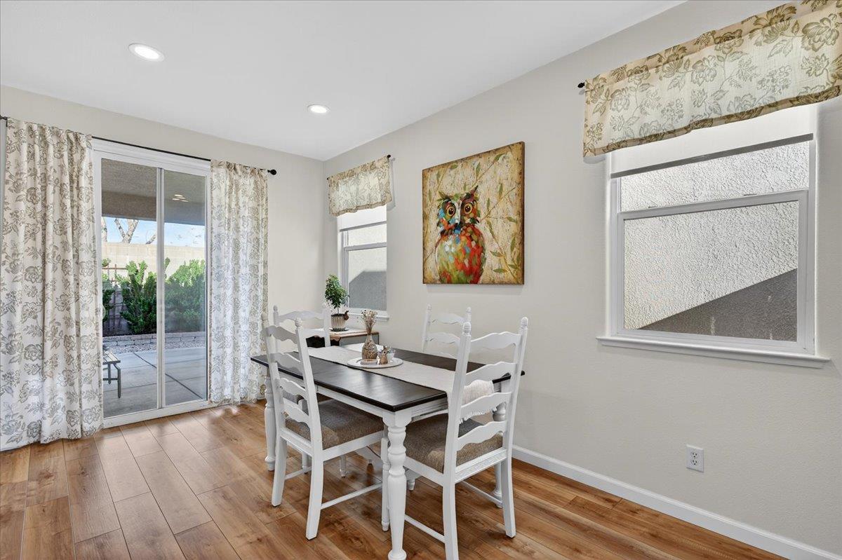 1618 N Dublin Ln, Clovis, CA 93619