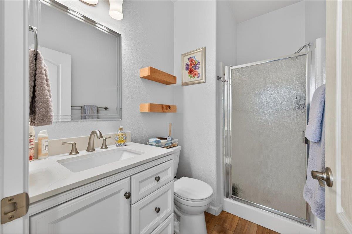 1618 N Dublin Ln, Clovis, CA 93619