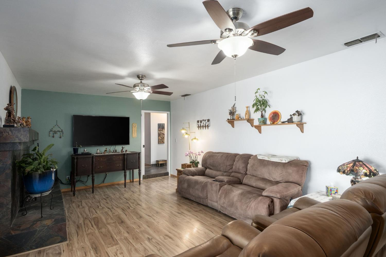 8519 S Orange Ave, Fresno, CA 93725