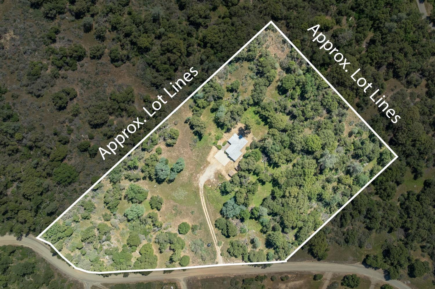 4716 Leonard Rd, Mariposa, CA 95338