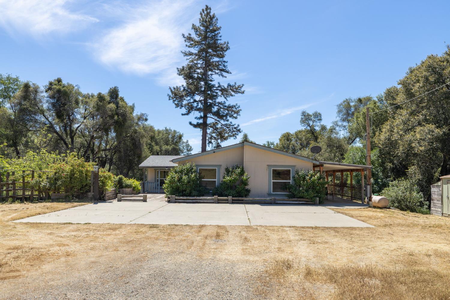 4716 Leonard Rd, Mariposa, CA 95338