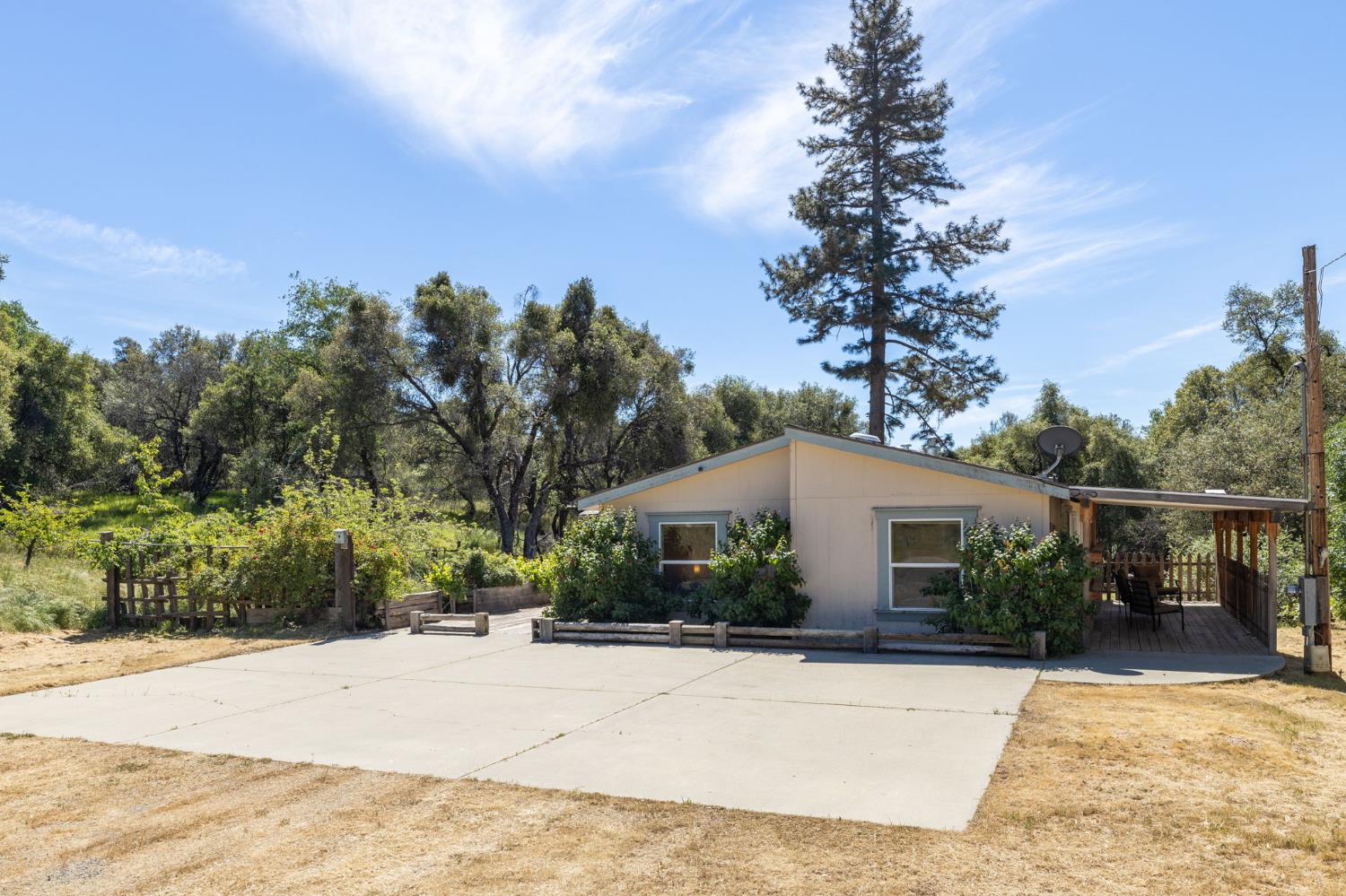 4716 Leonard Rd, Mariposa, CA 95338