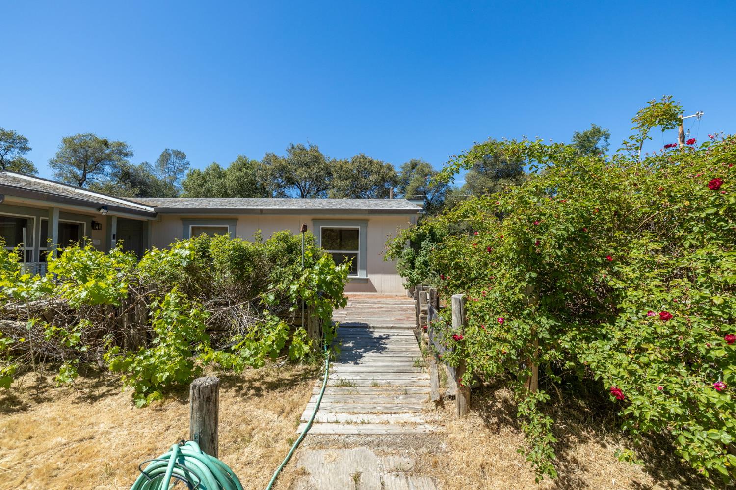 4716 Leonard Rd, Mariposa, CA 95338