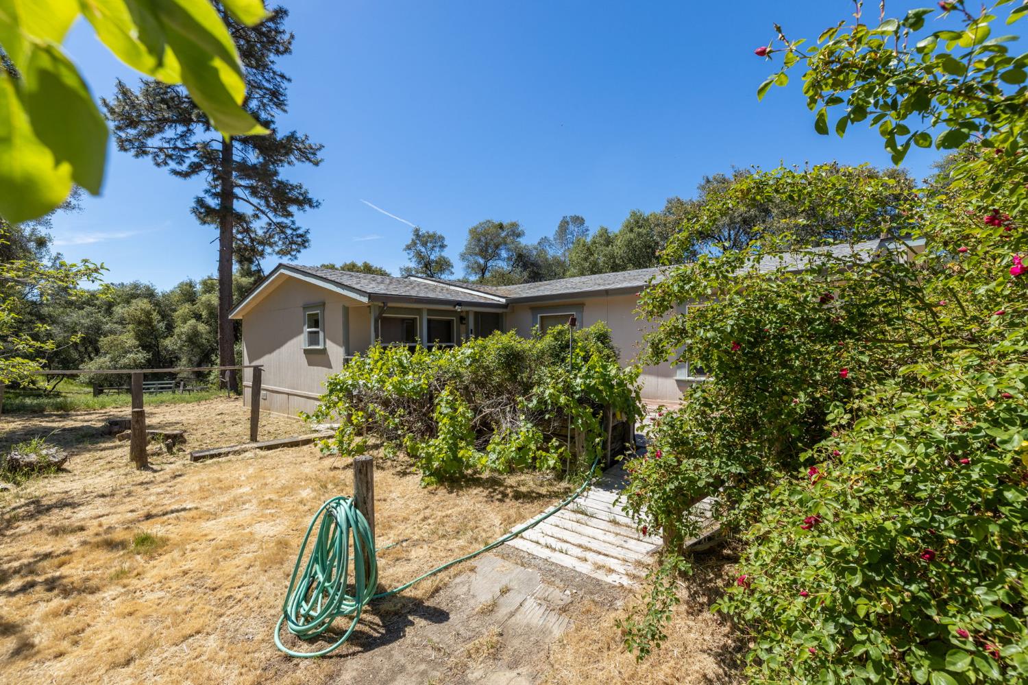 4716 Leonard Rd, Mariposa, CA 95338