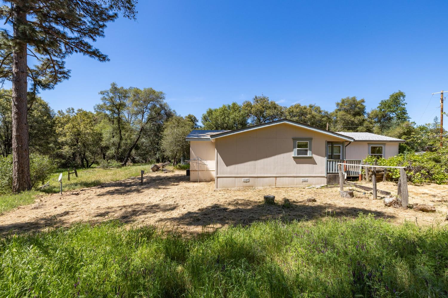 4716 Leonard Rd, Mariposa, CA 95338