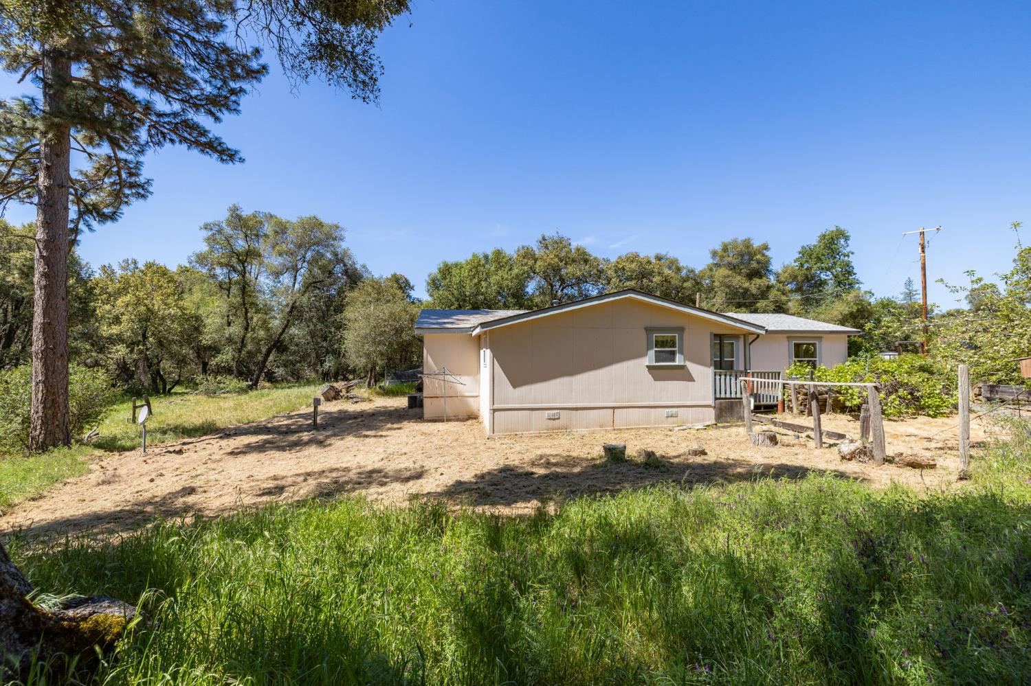 4716 Leonard Rd, Mariposa, CA 95338