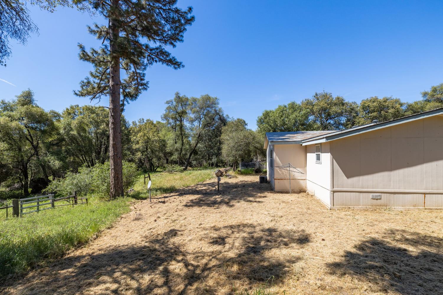 4716 Leonard Rd, Mariposa, CA 95338