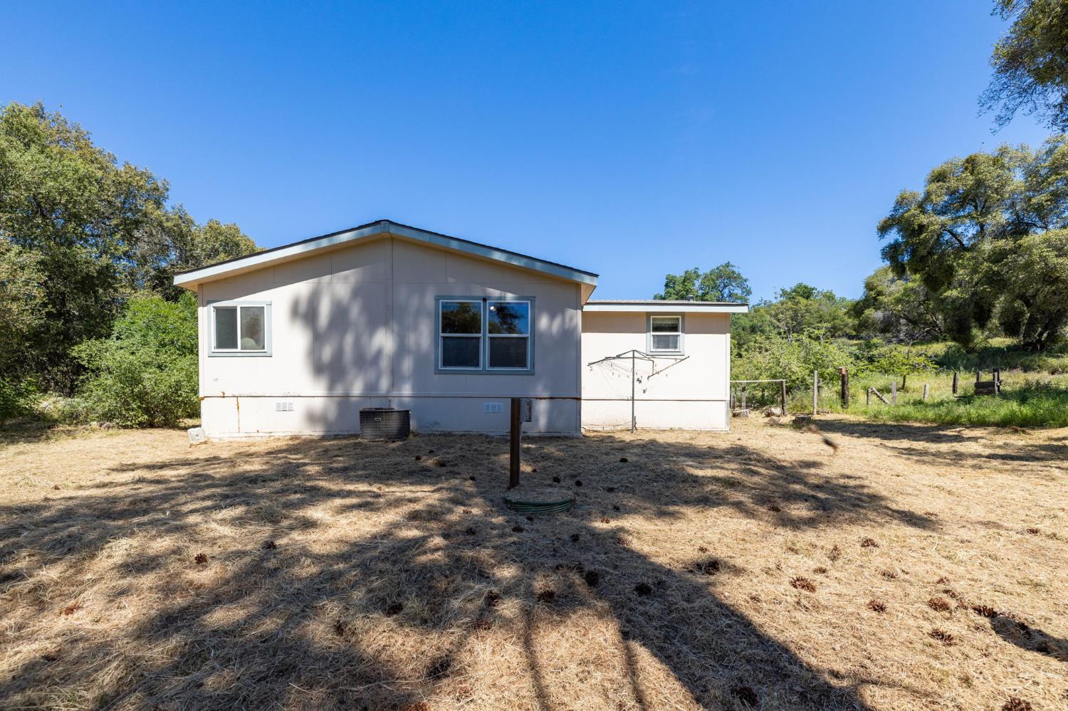 4716 Leonard Rd, Mariposa, CA 95338