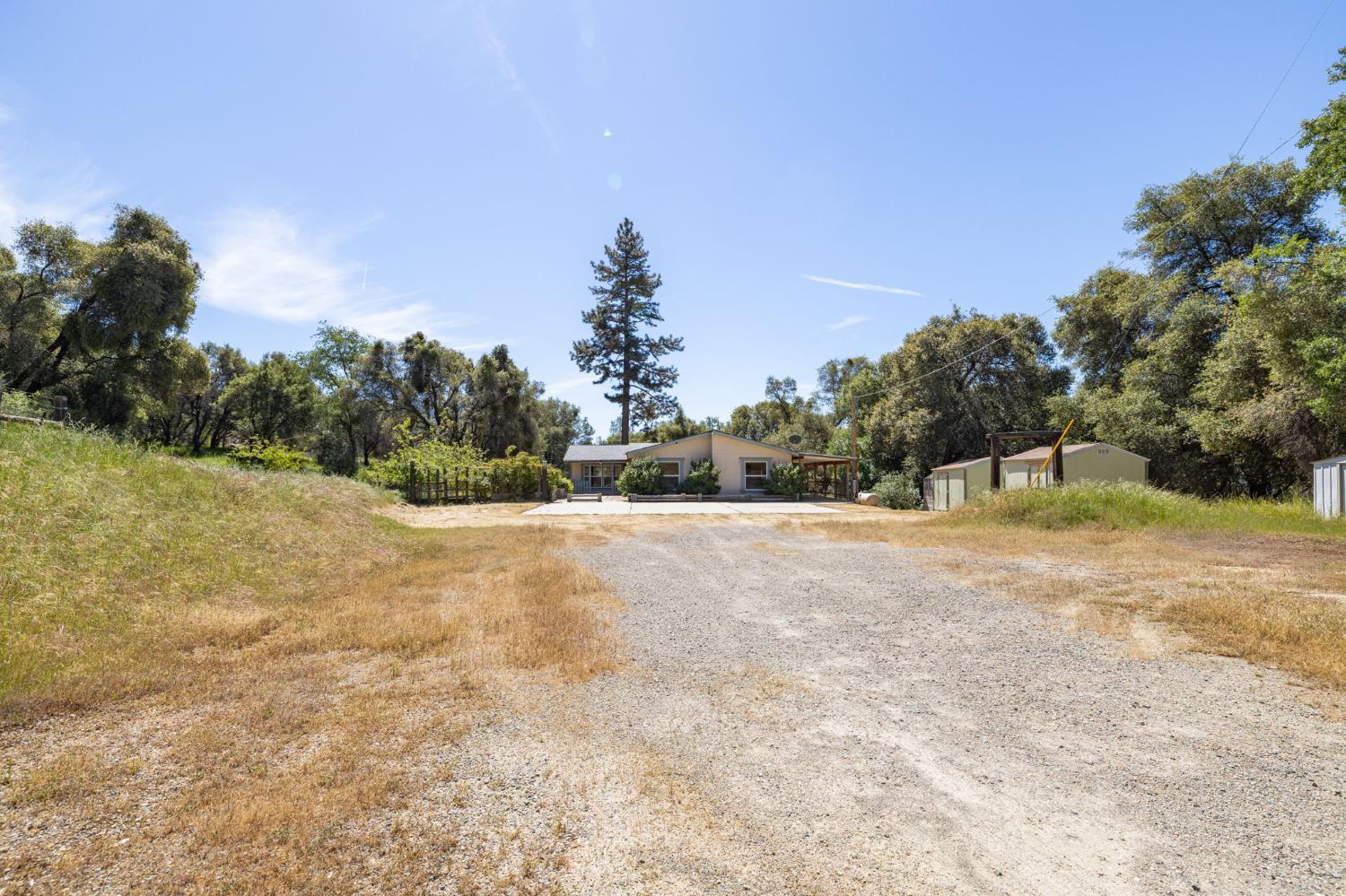4716 Leonard Rd, Mariposa, CA 95338