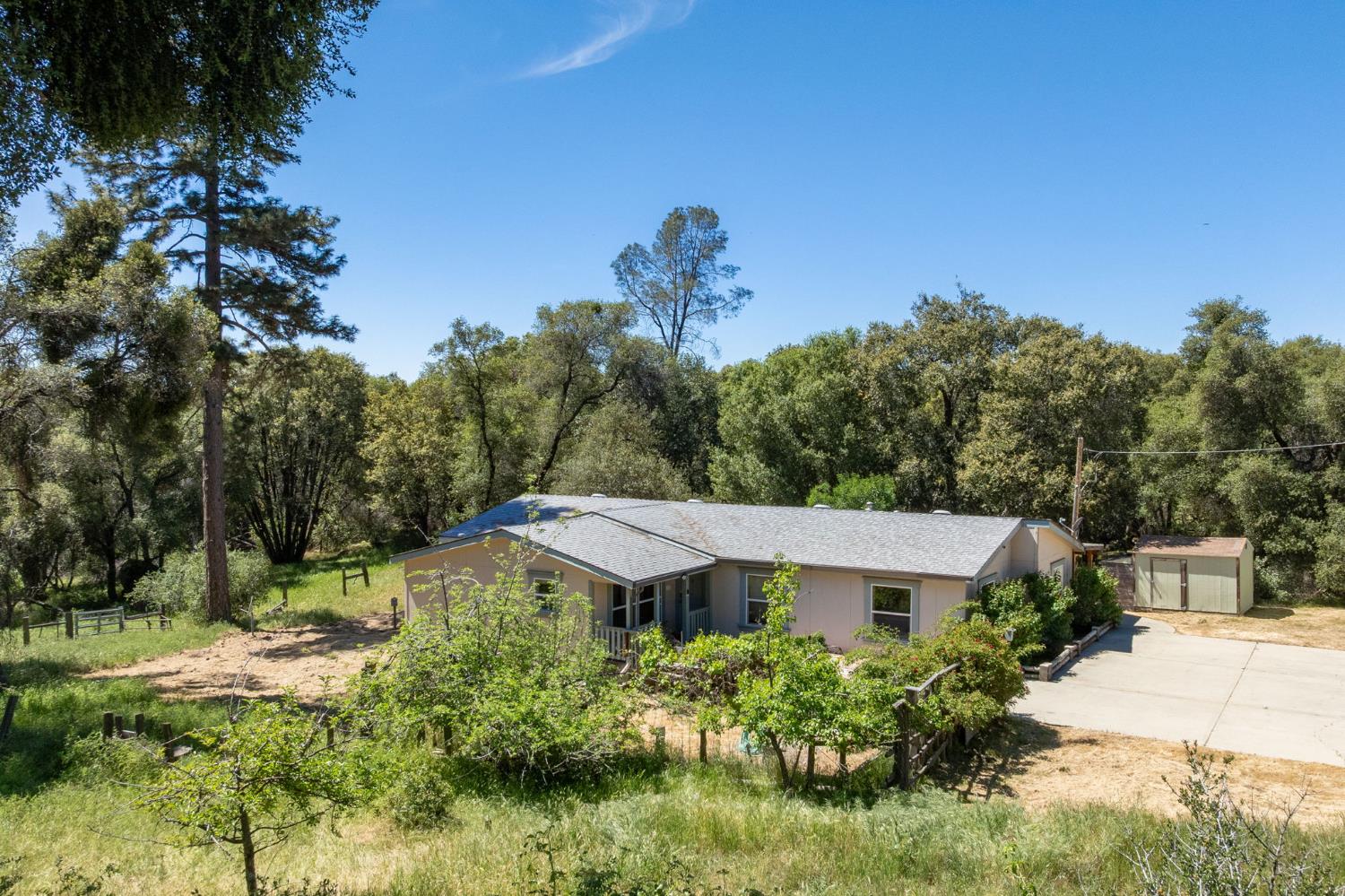 4716 Leonard Rd, Mariposa, CA 95338
