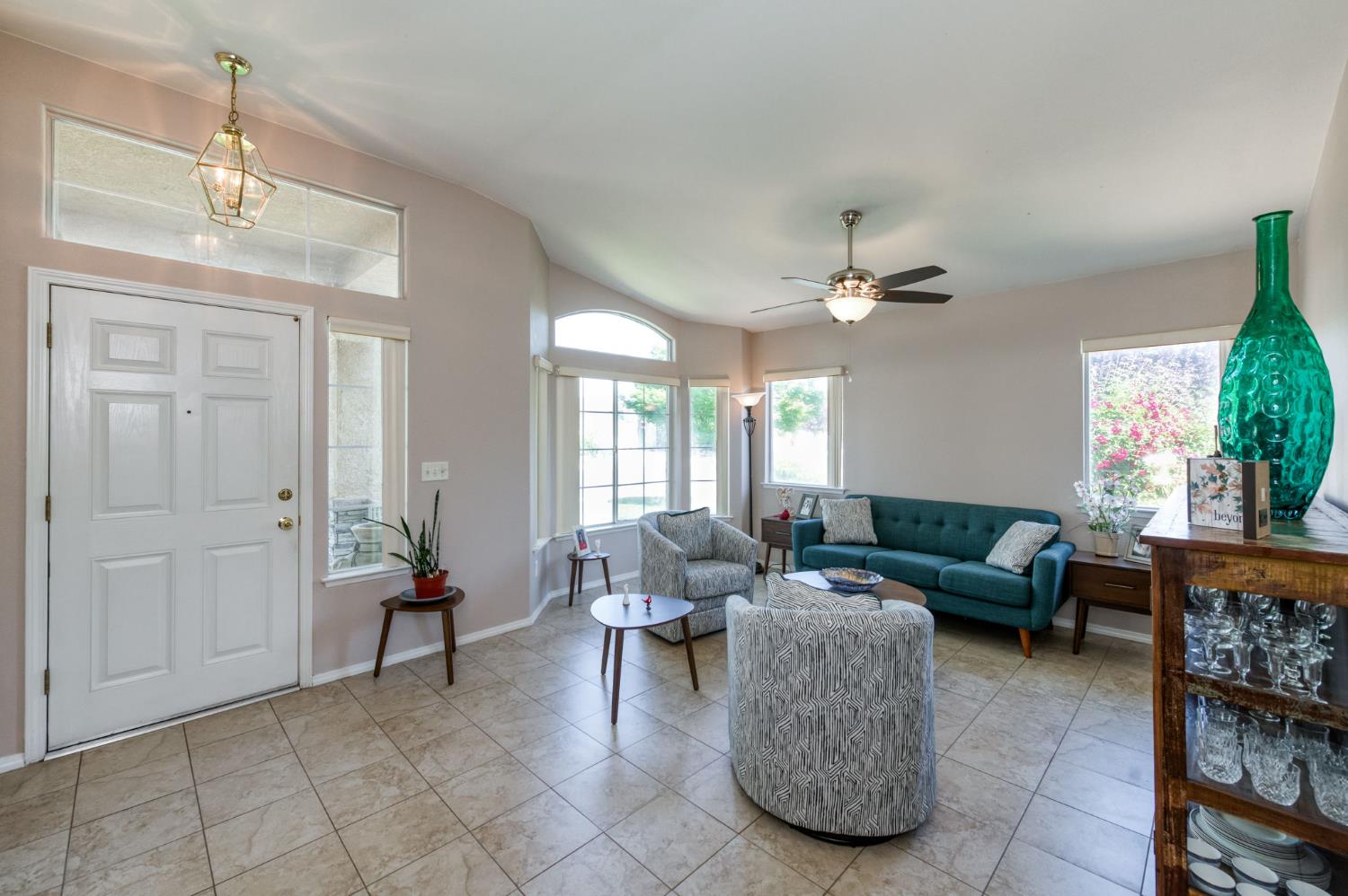 4681 W Sierra Ave, Fresno, CA 93722