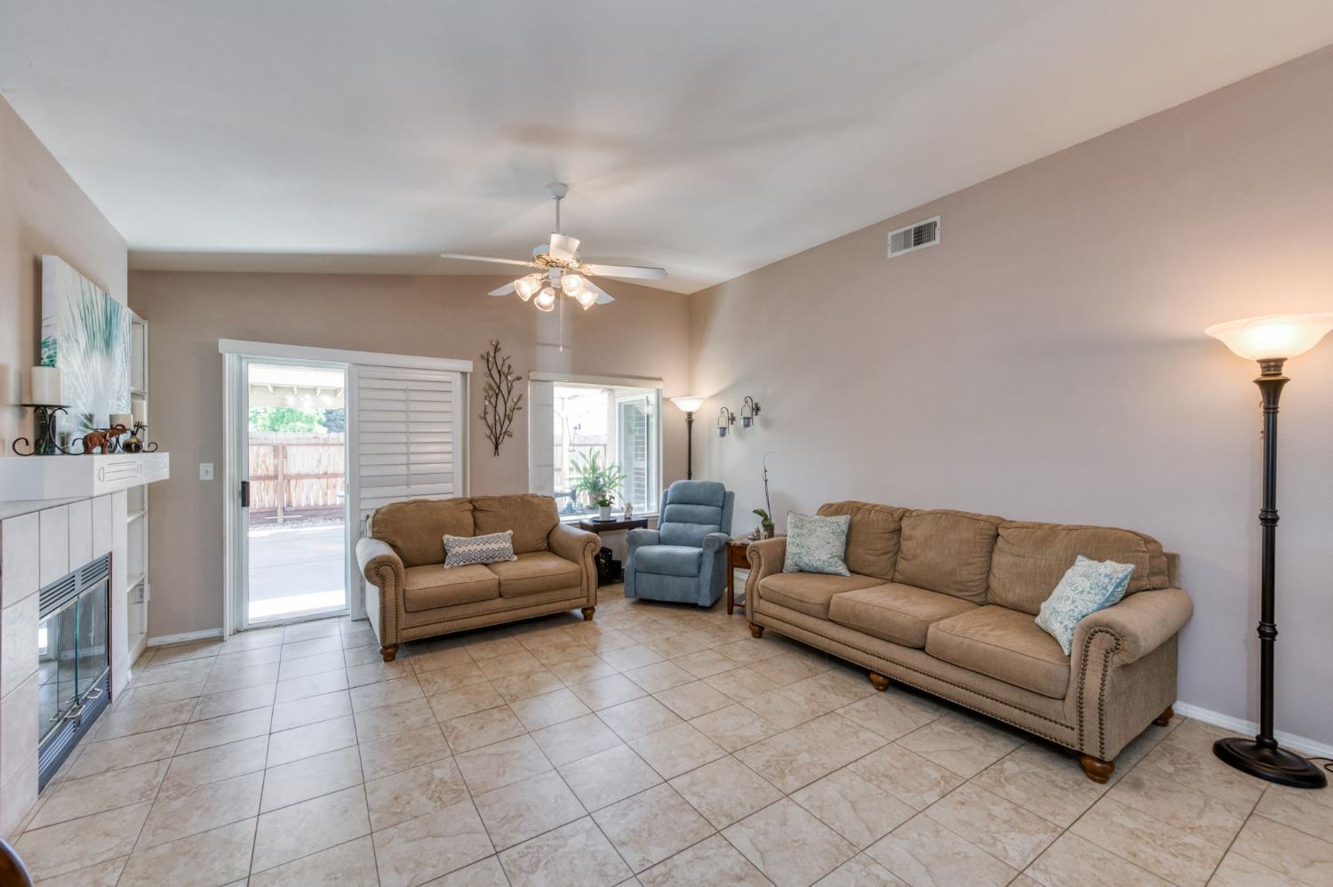 4681 W Sierra Ave, Fresno, CA 93722