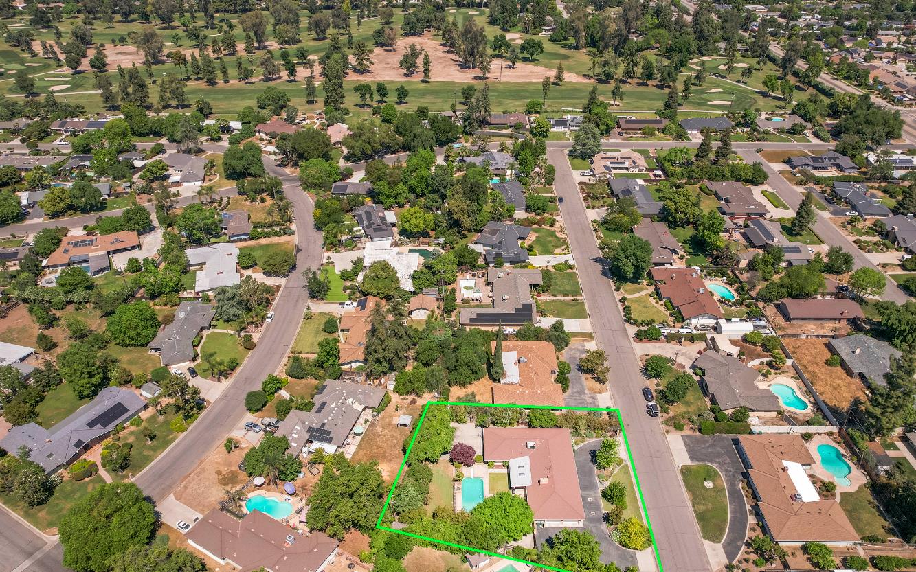 2004 S Renn Ave, Fresno, CA 93727