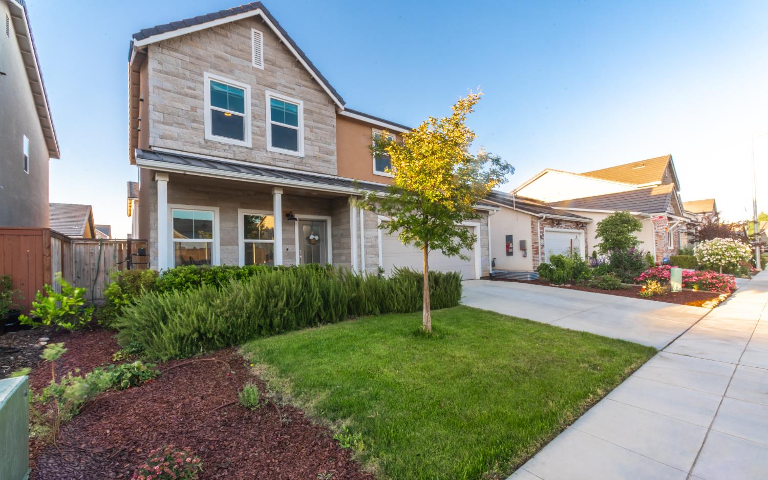 951 Kelso Ave, Clovis, CA 93619