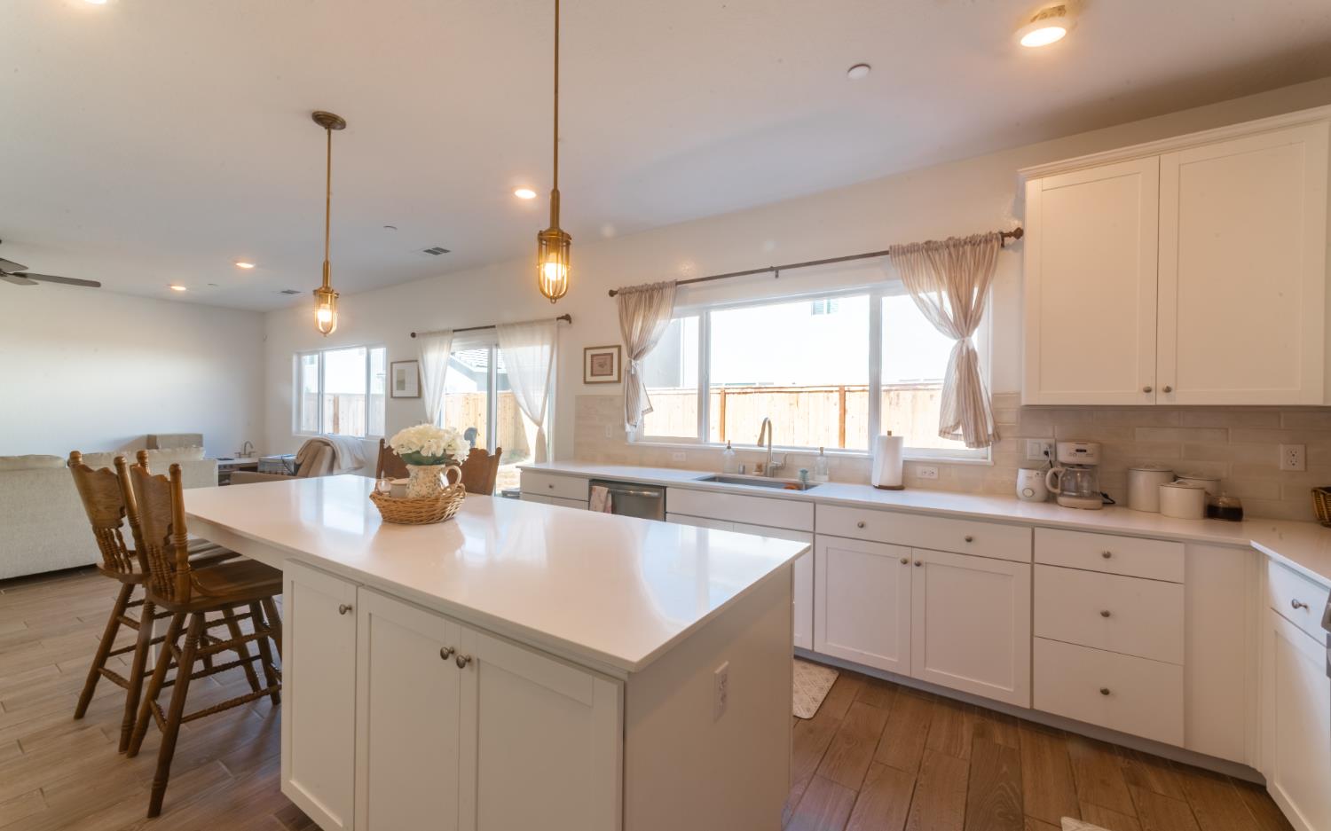 951 Kelso Ave, Clovis, CA 93619