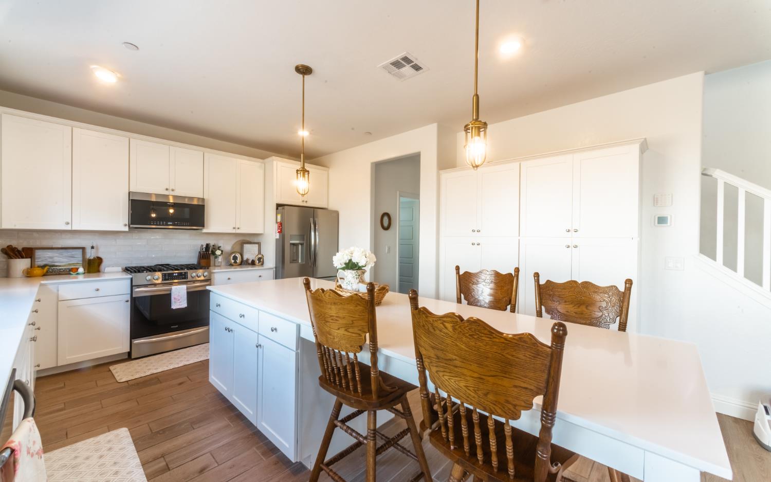 951 Kelso Ave, Clovis, CA 93619