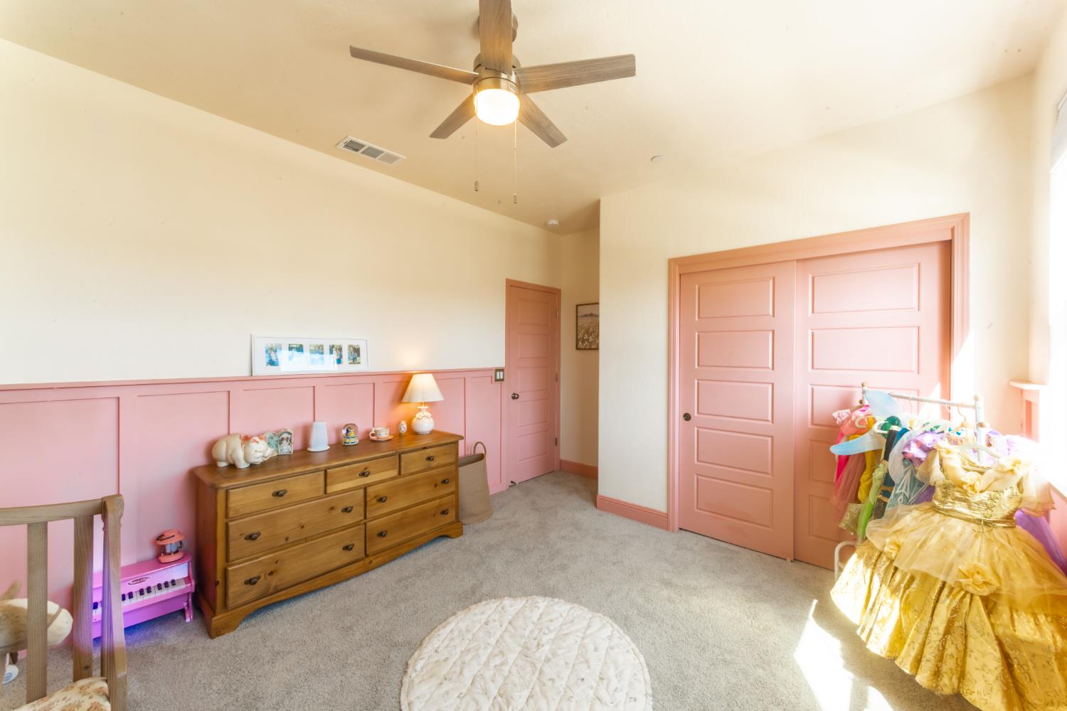 951 Kelso Ave, Clovis, CA 93619