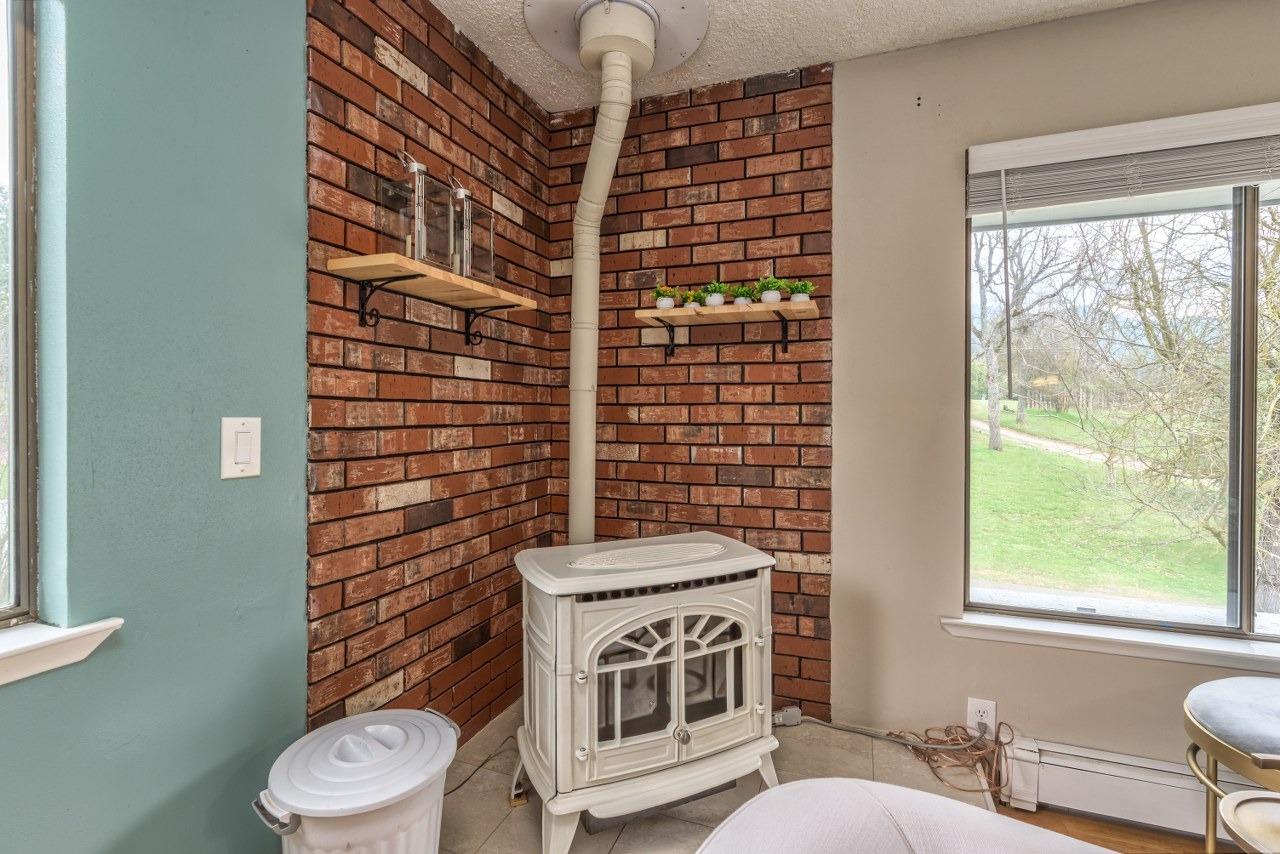 45221 Big Oak Ln, Oakhurst, CA 93644