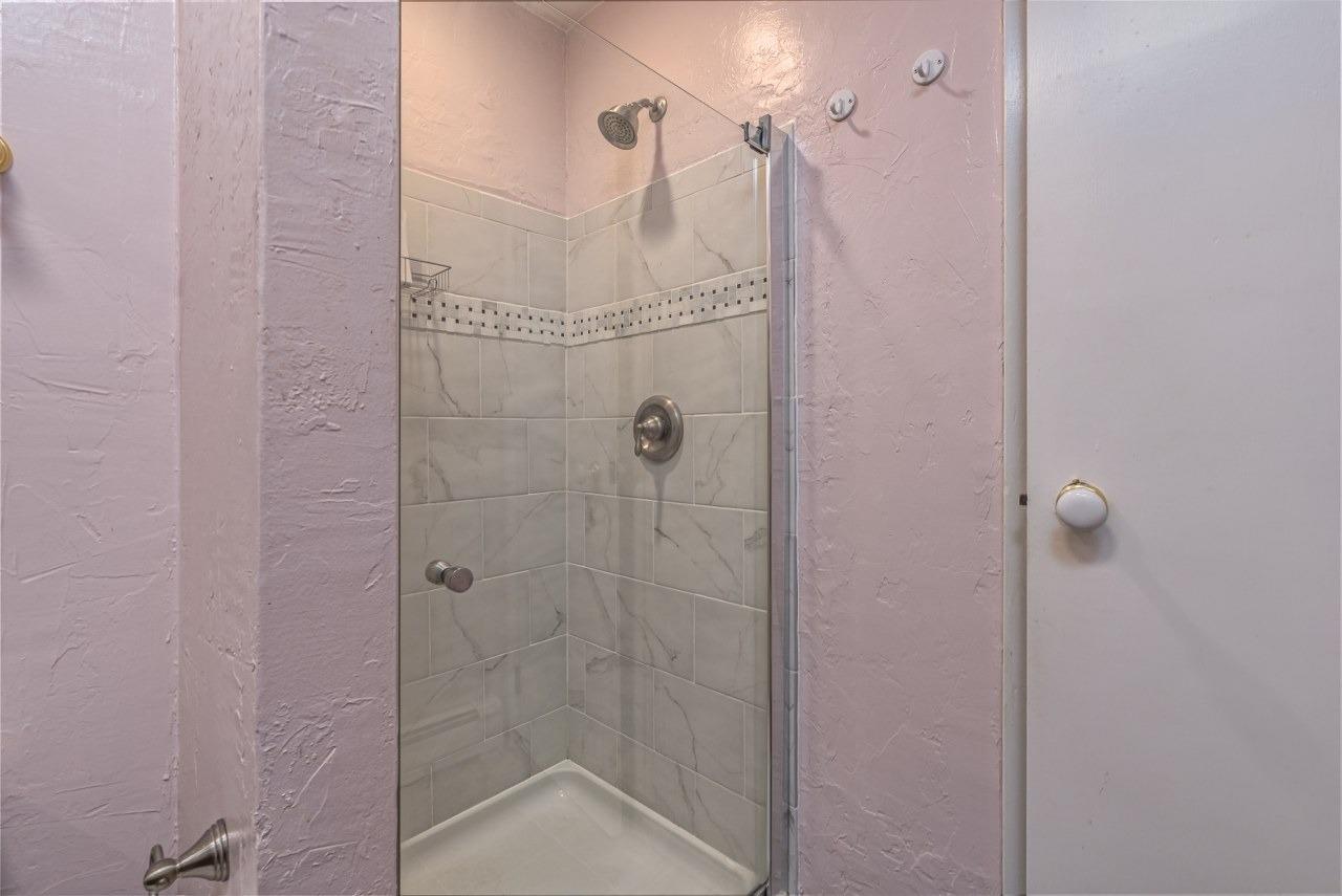 45221 Big Oak Ln, Oakhurst, CA 93644