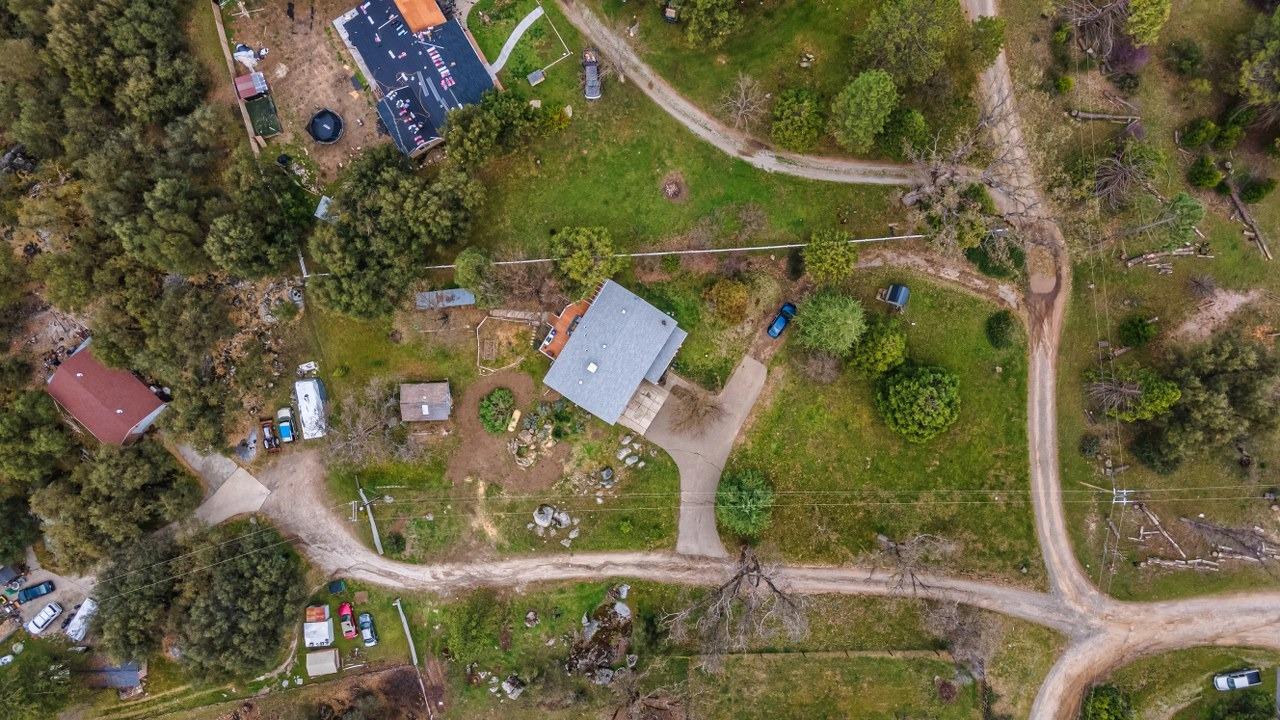 45221 Big Oak Ln, Oakhurst, CA 93644