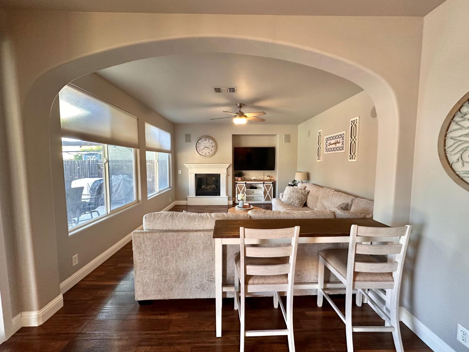 7071 E Dayton Ave, Fresno, CA 93737