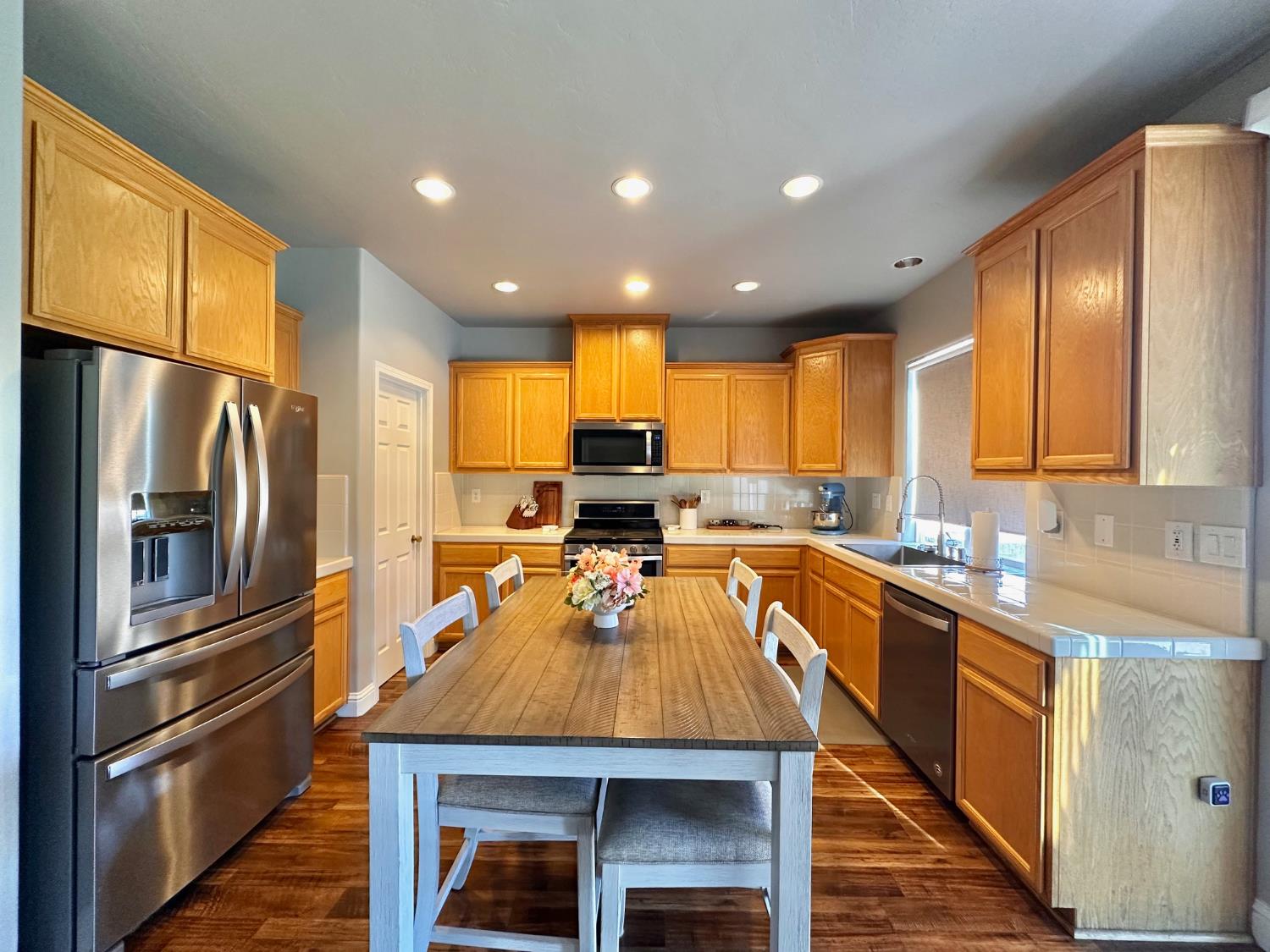 7071 E Dayton Ave, Fresno, CA 93737