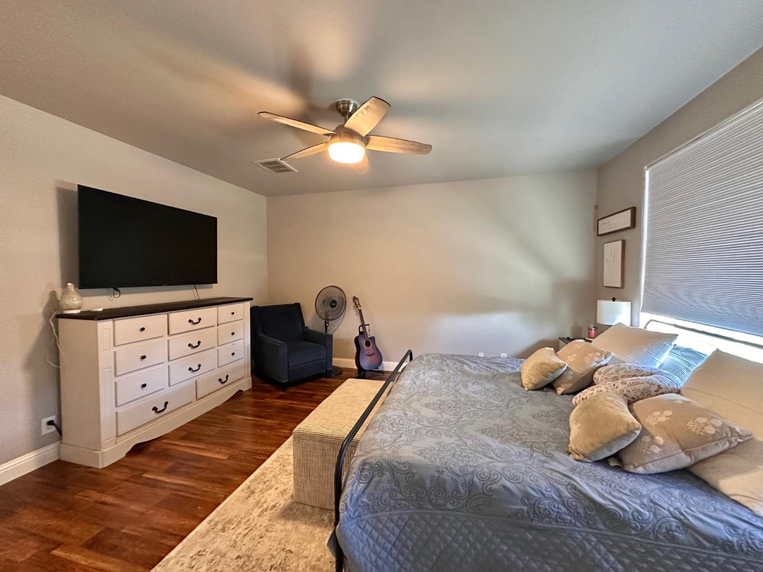 7071 E Dayton Ave, Fresno, CA 93737