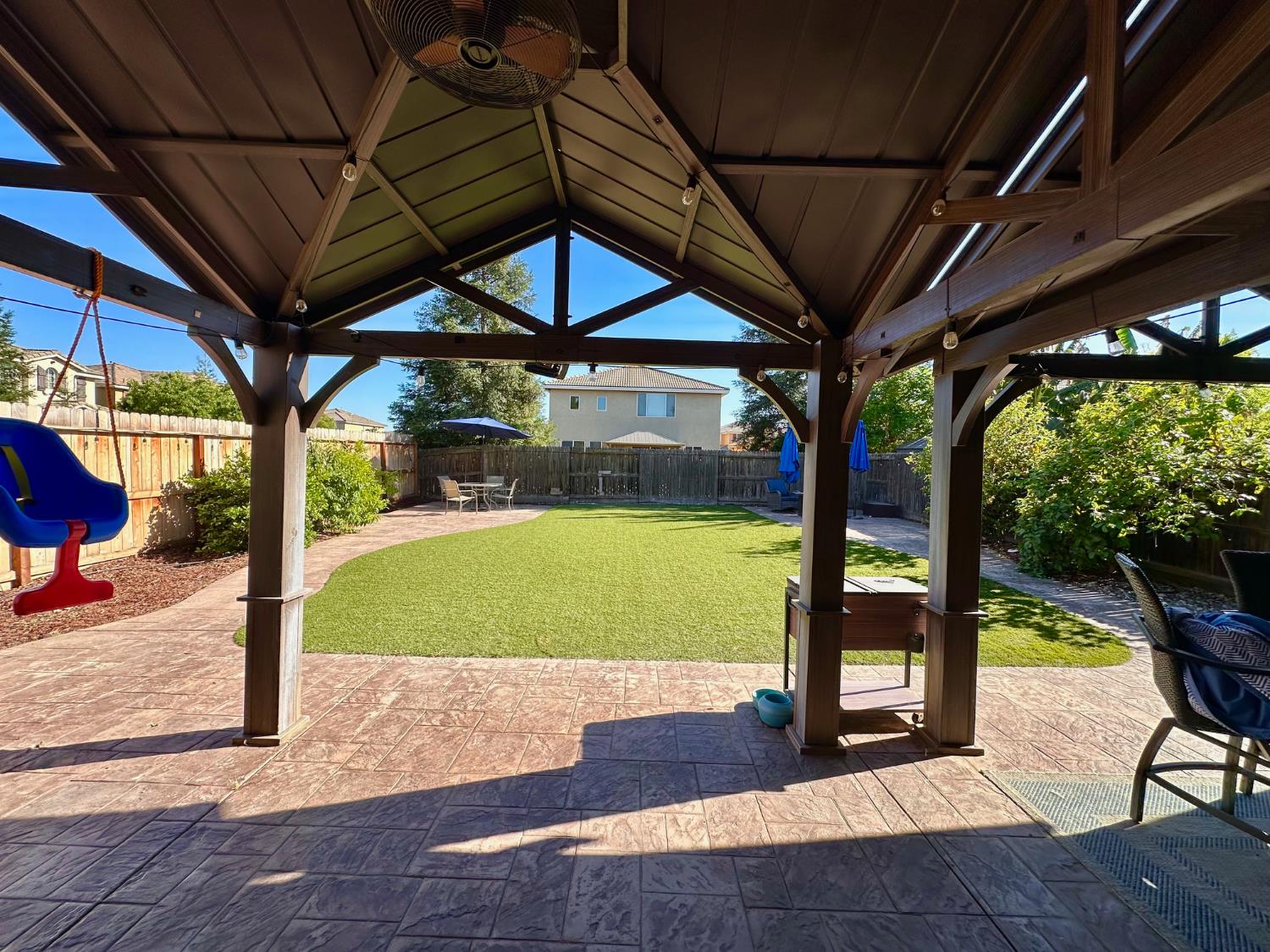 7071 E Dayton Ave, Fresno, CA 93737