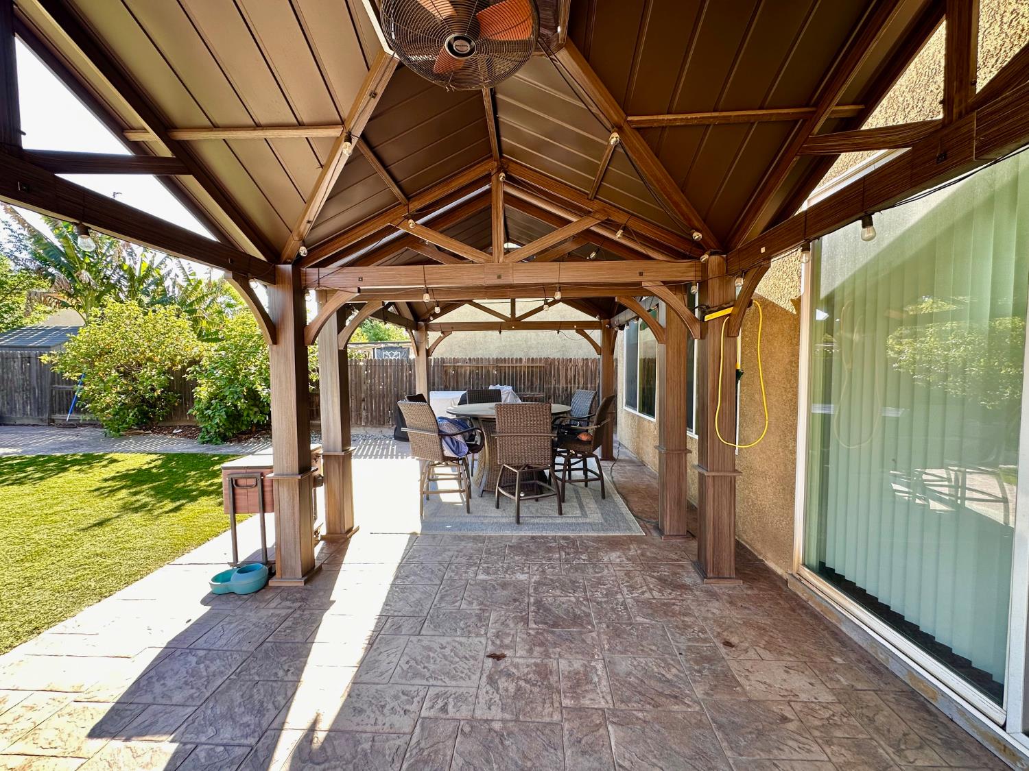 7071 E Dayton Ave, Fresno, CA 93737