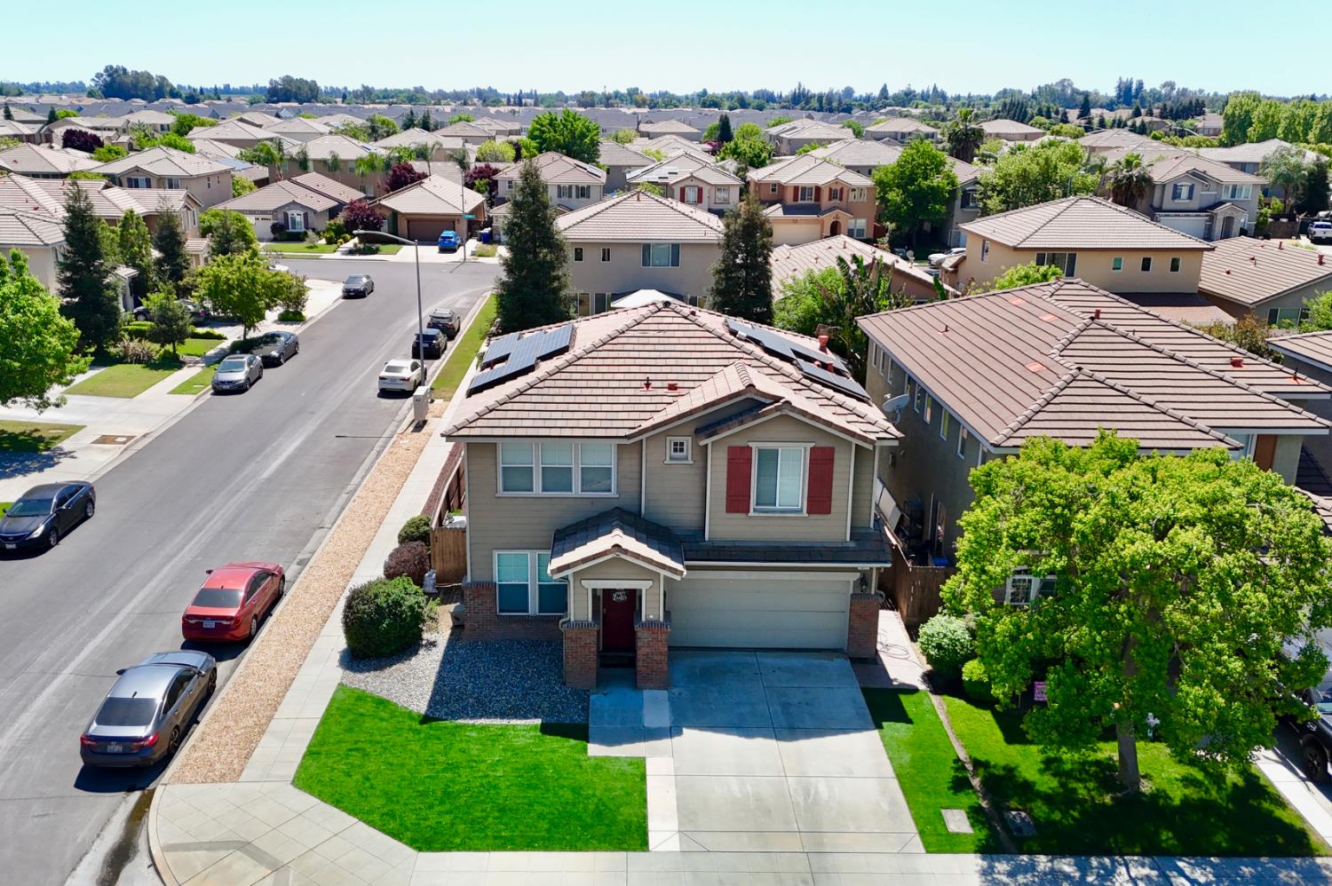 7071 E Dayton Ave, Fresno, CA 93737