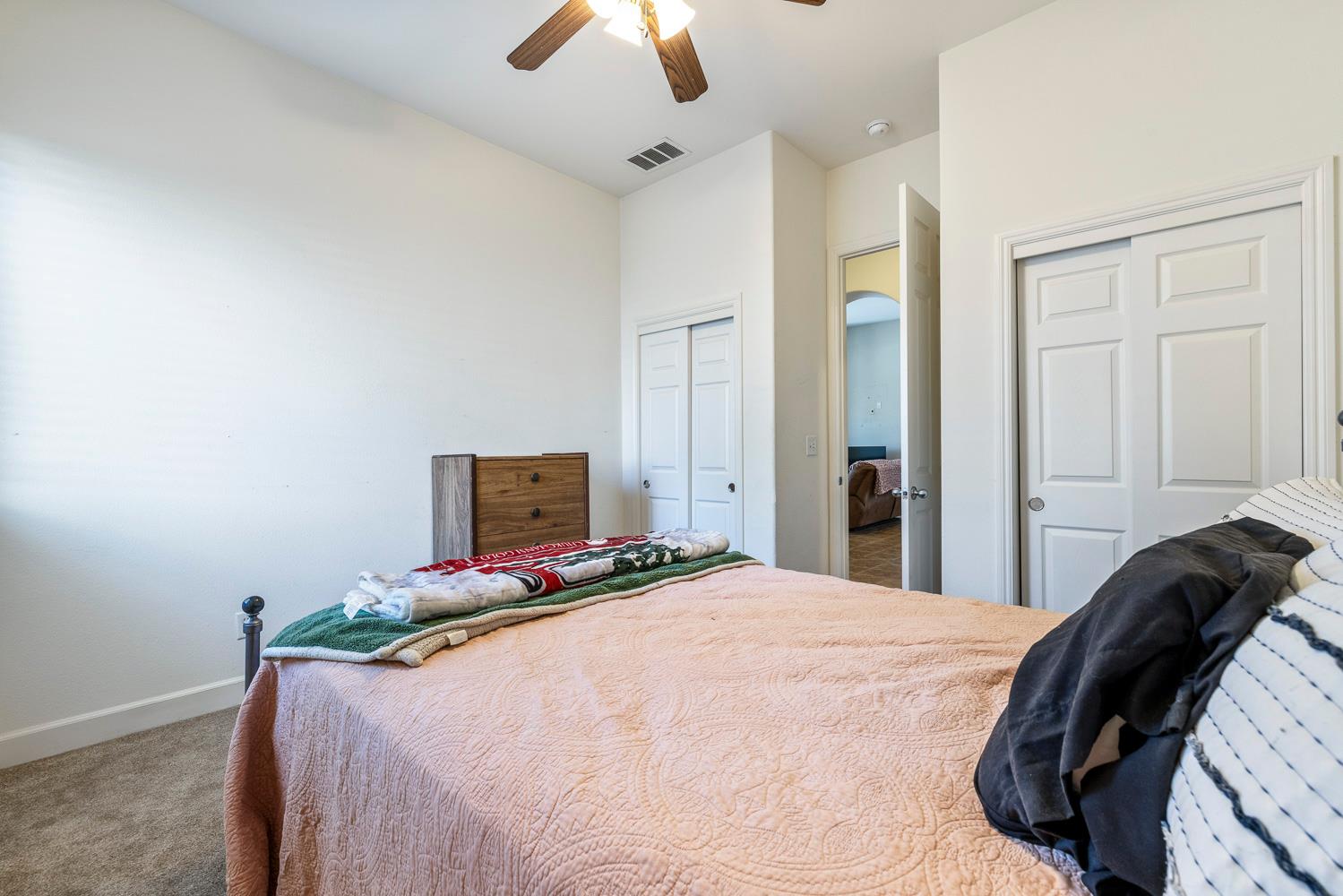 6008 W Wathen Ave, Fresno, CA 93722