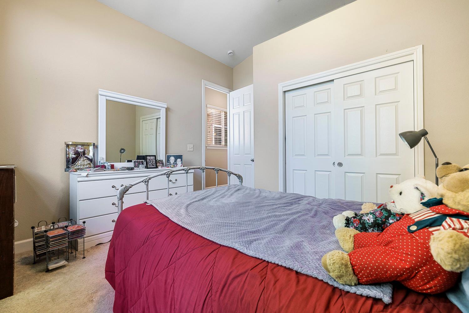 6008 W Wathen Ave, Fresno, CA 93722