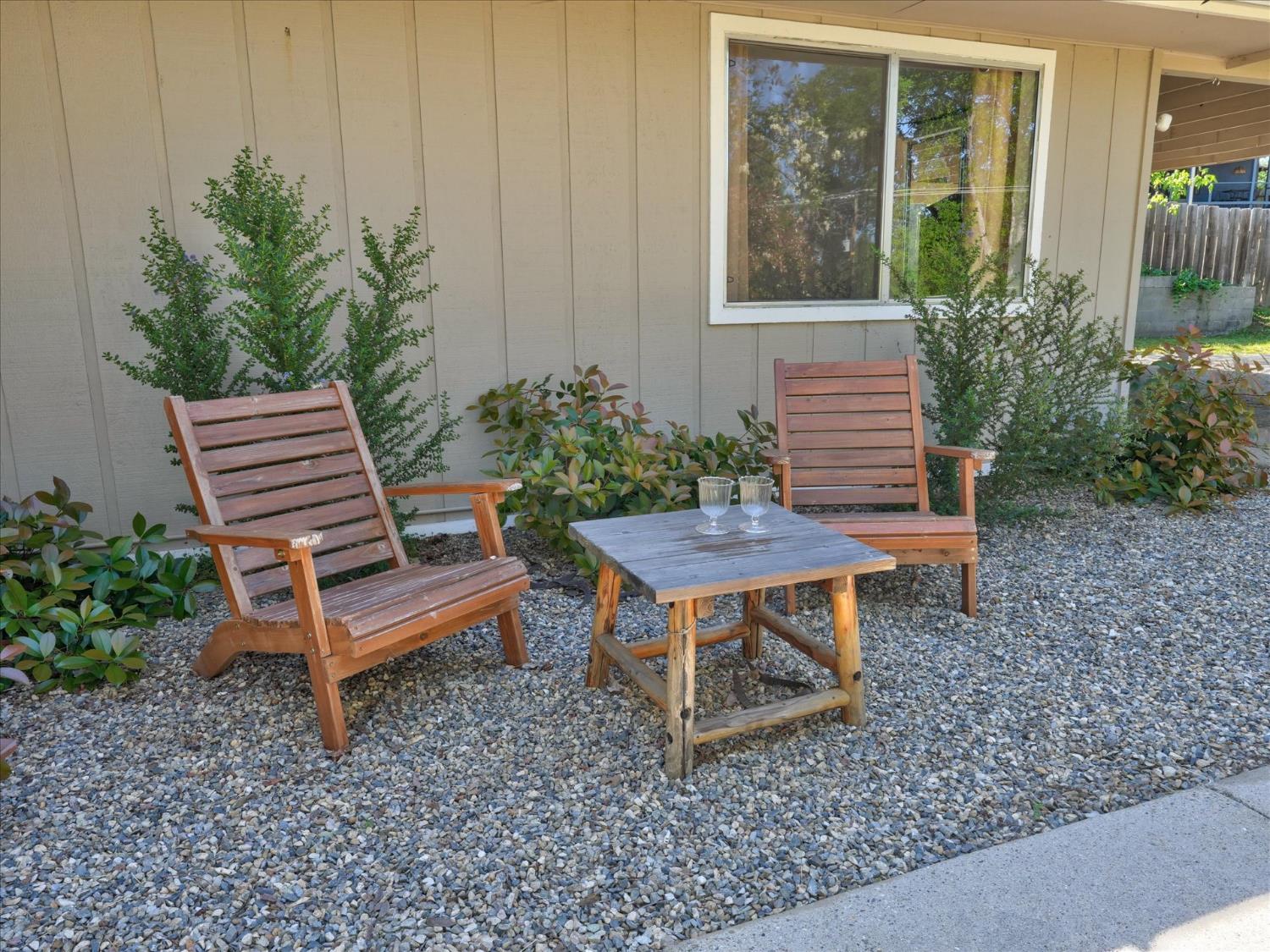 40885 Elliott Dr, Oakhurst, CA 93644