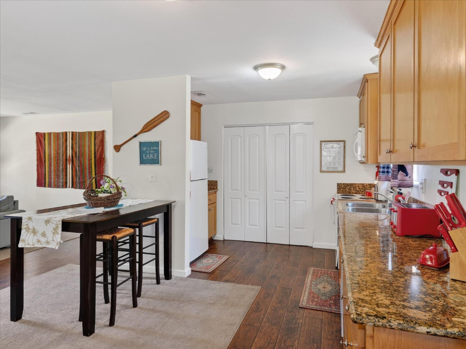 40885 Elliott Dr, Oakhurst, CA 93644