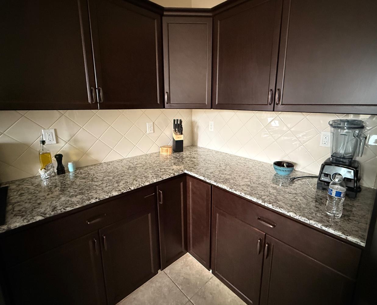 6153 W Marble Hill Dr, Fresno, CA 93722