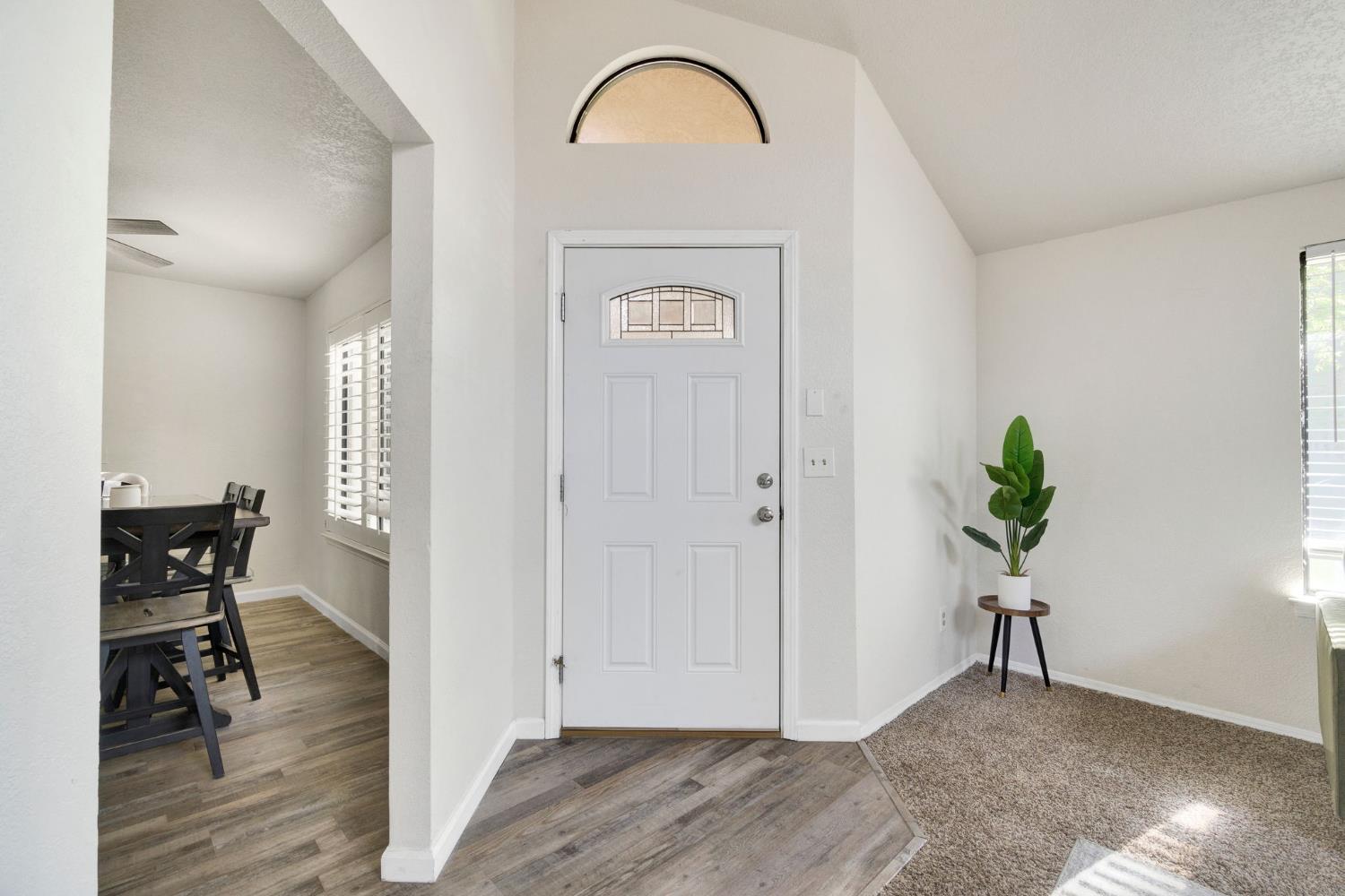 6241 N Lodi Ave, Fresno, CA 93722