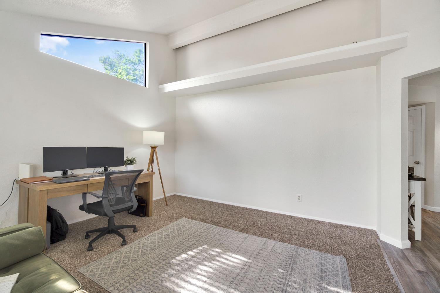 6241 N Lodi Ave, Fresno, CA 93722