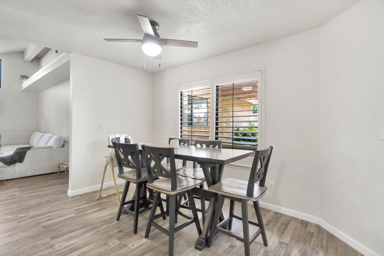 6241 N Lodi Ave, Fresno, CA 93722