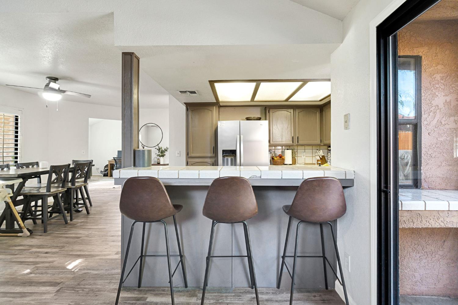 6241 N Lodi Ave, Fresno, CA 93722