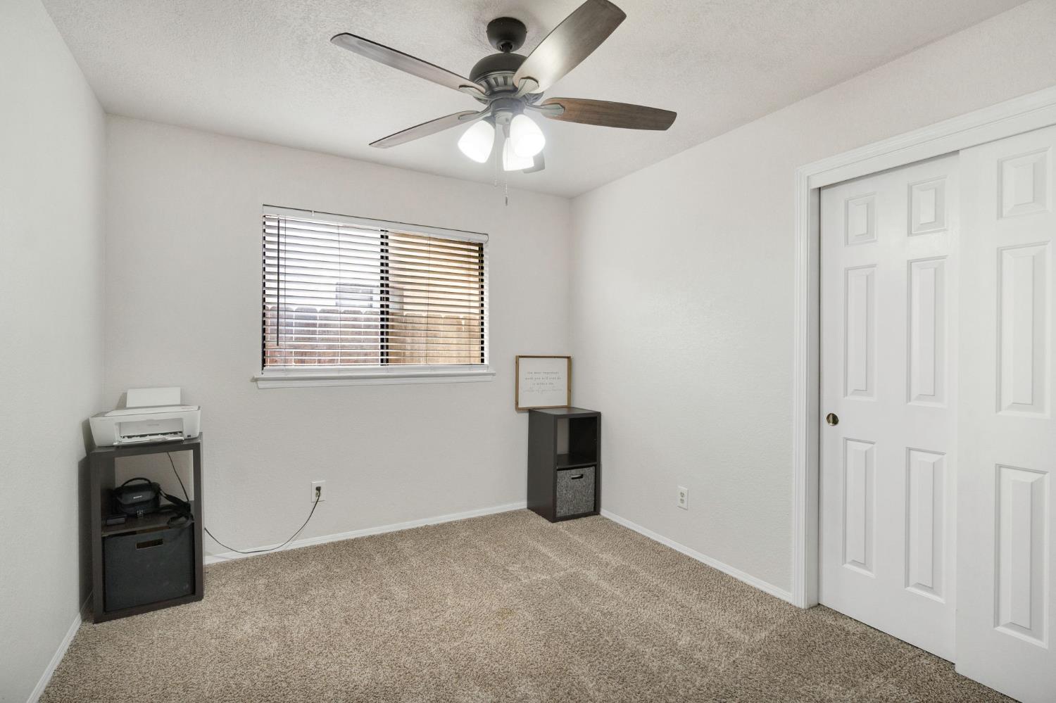 6241 N Lodi Ave, Fresno, CA 93722