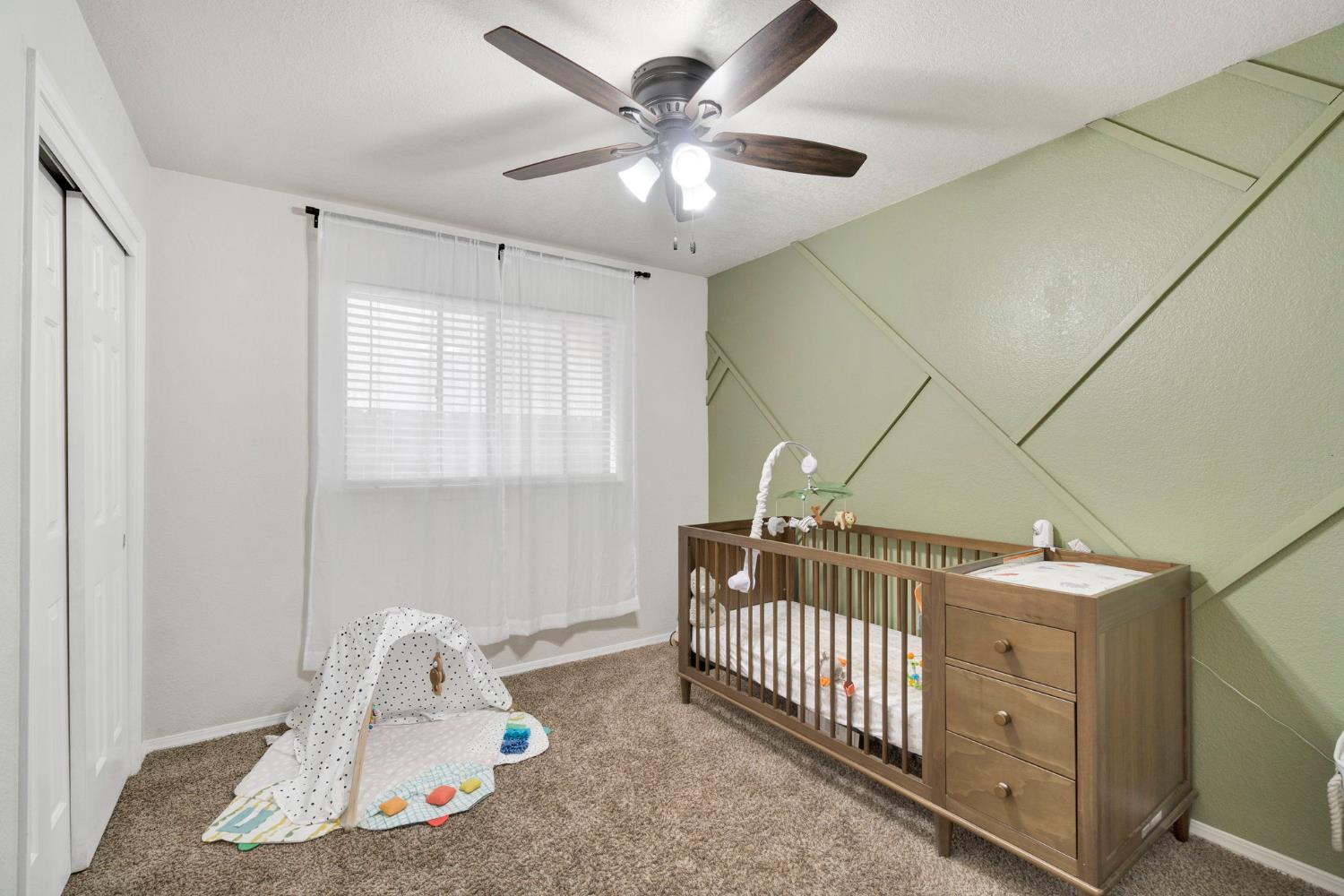 6241 N Lodi Ave, Fresno, CA 93722