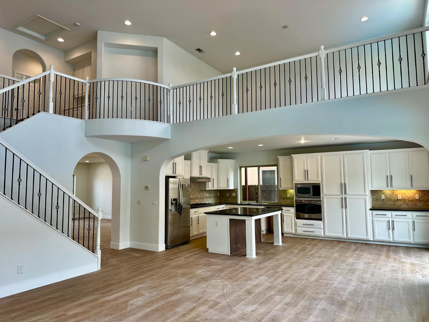 1823 Houston Ave, Clovis, CA 93619