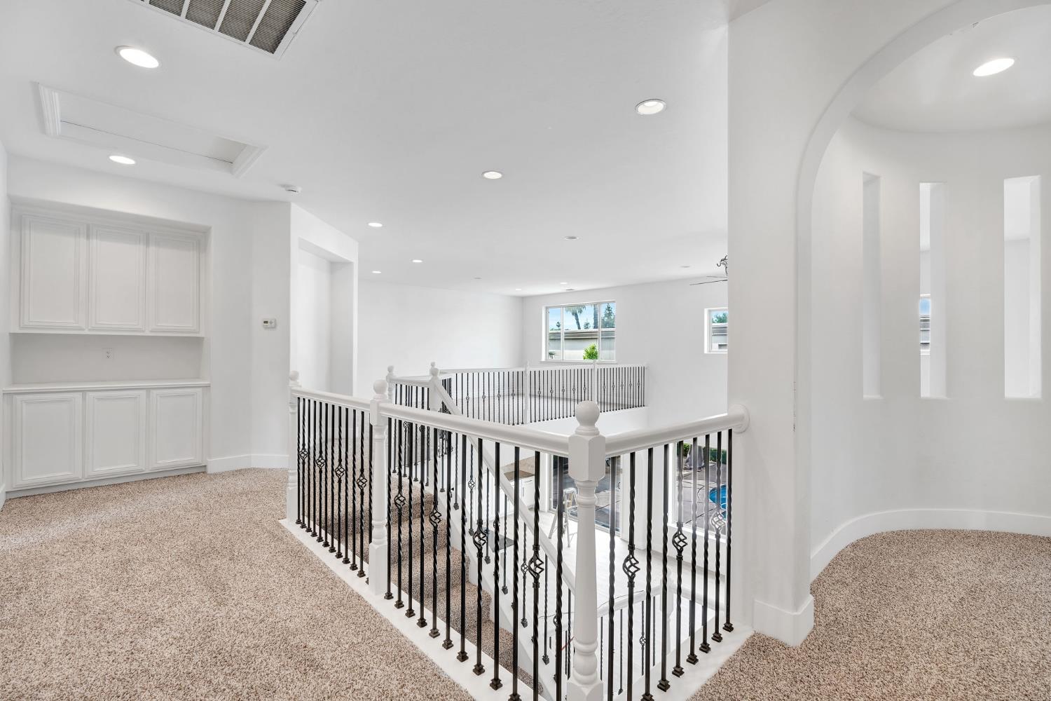 1823 Houston Ave, Clovis, CA 93619