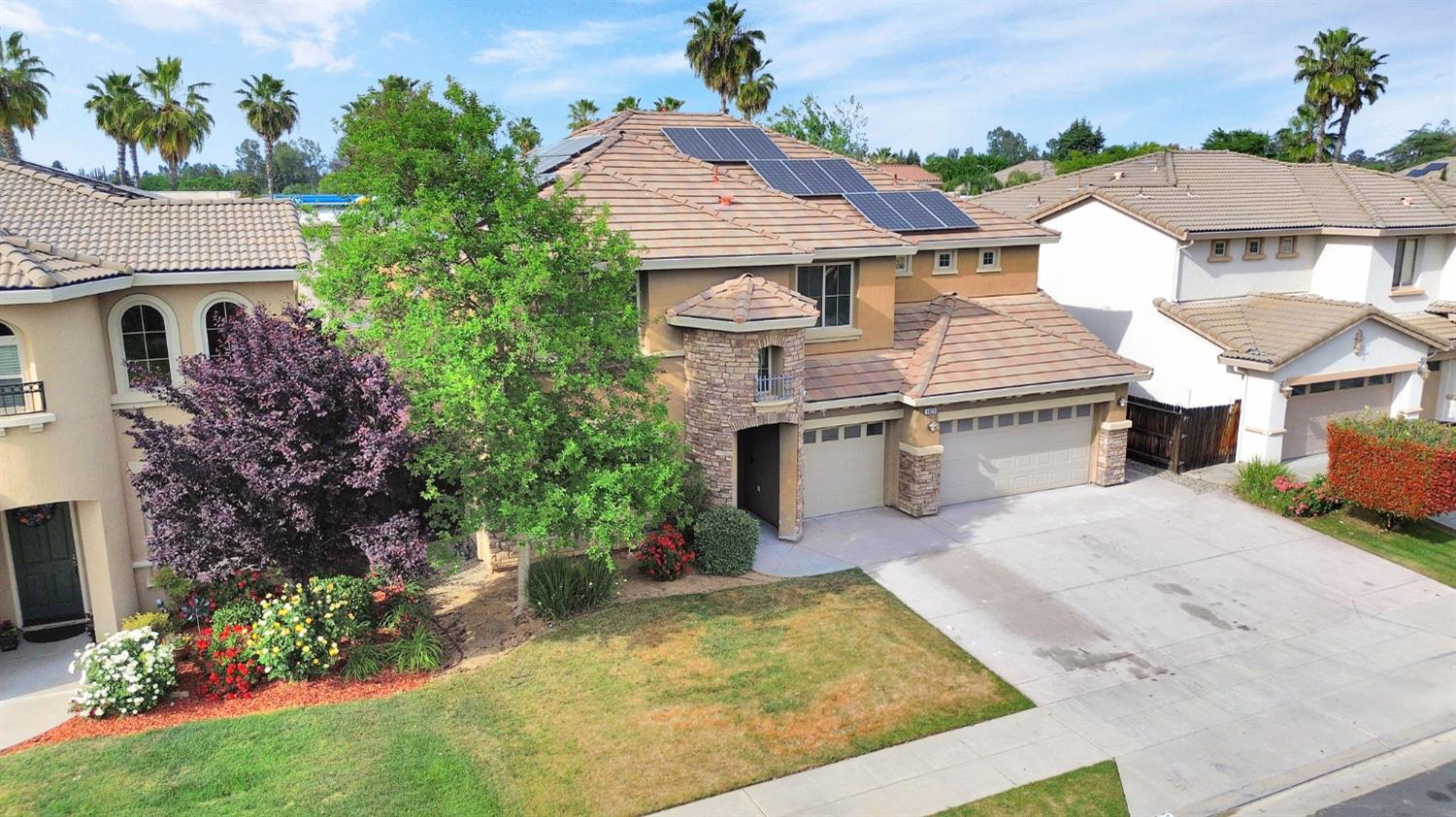 1823 Houston Ave, Clovis, CA 93619