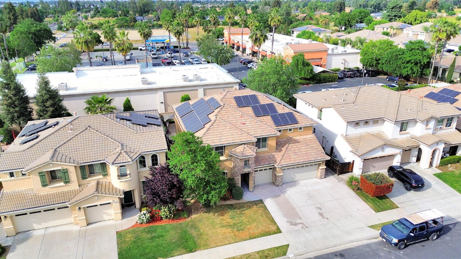 1823 Houston Ave, Clovis, CA 93619