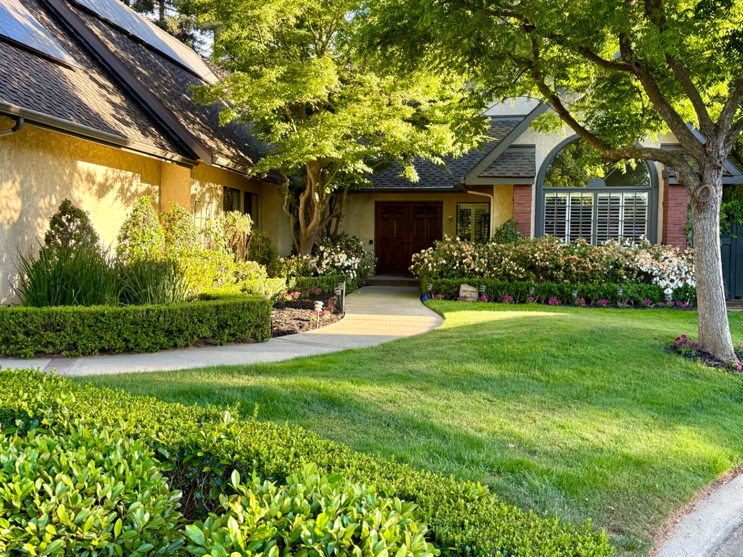 2555 W Bluff Ave #142, Fresno, CA 93711