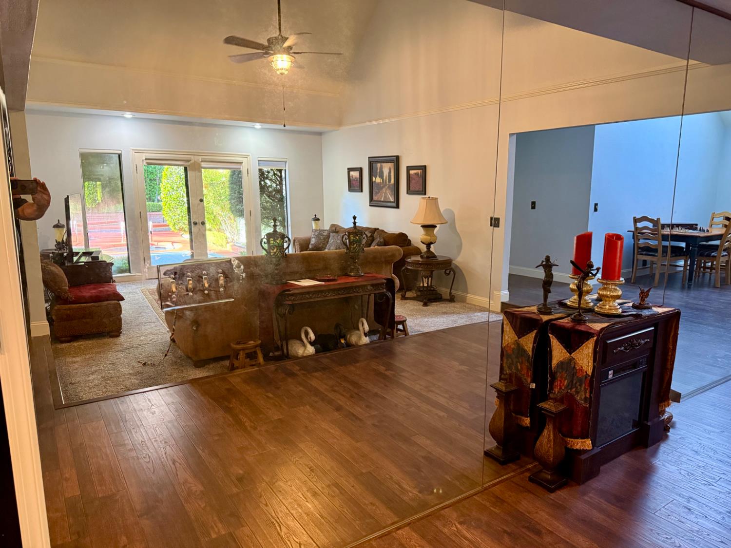 2555 W Bluff Ave #142, Fresno, CA 93711