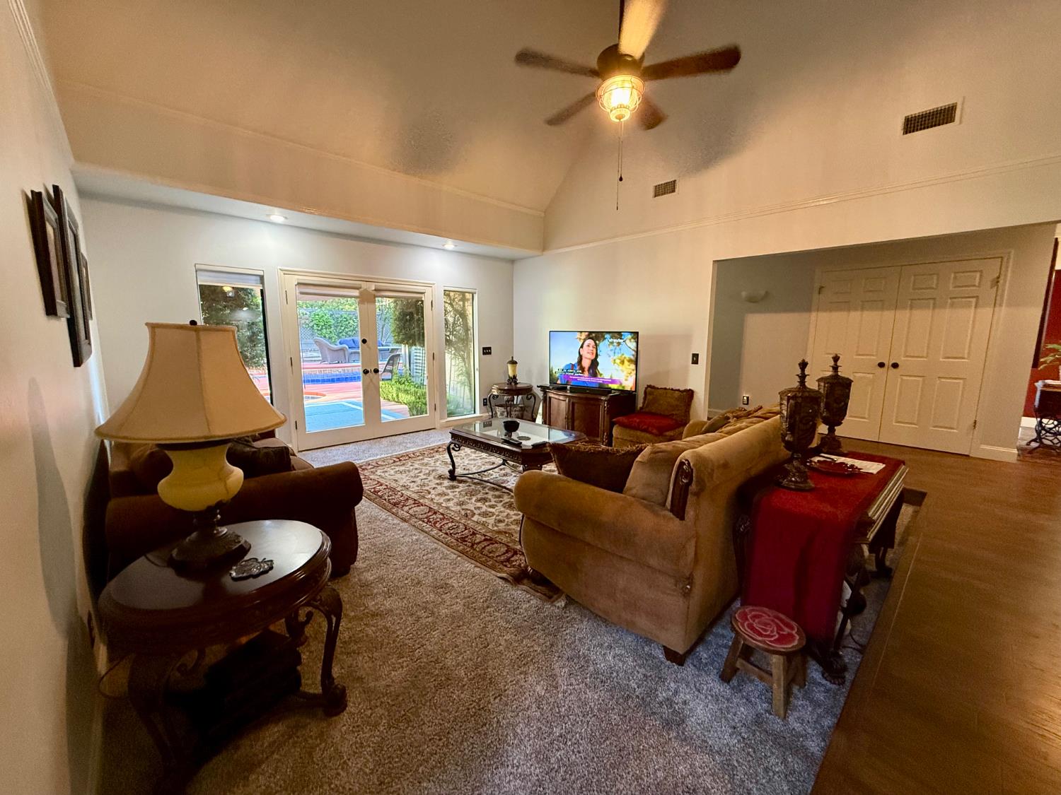 2555 W Bluff Ave #142, Fresno, CA 93711