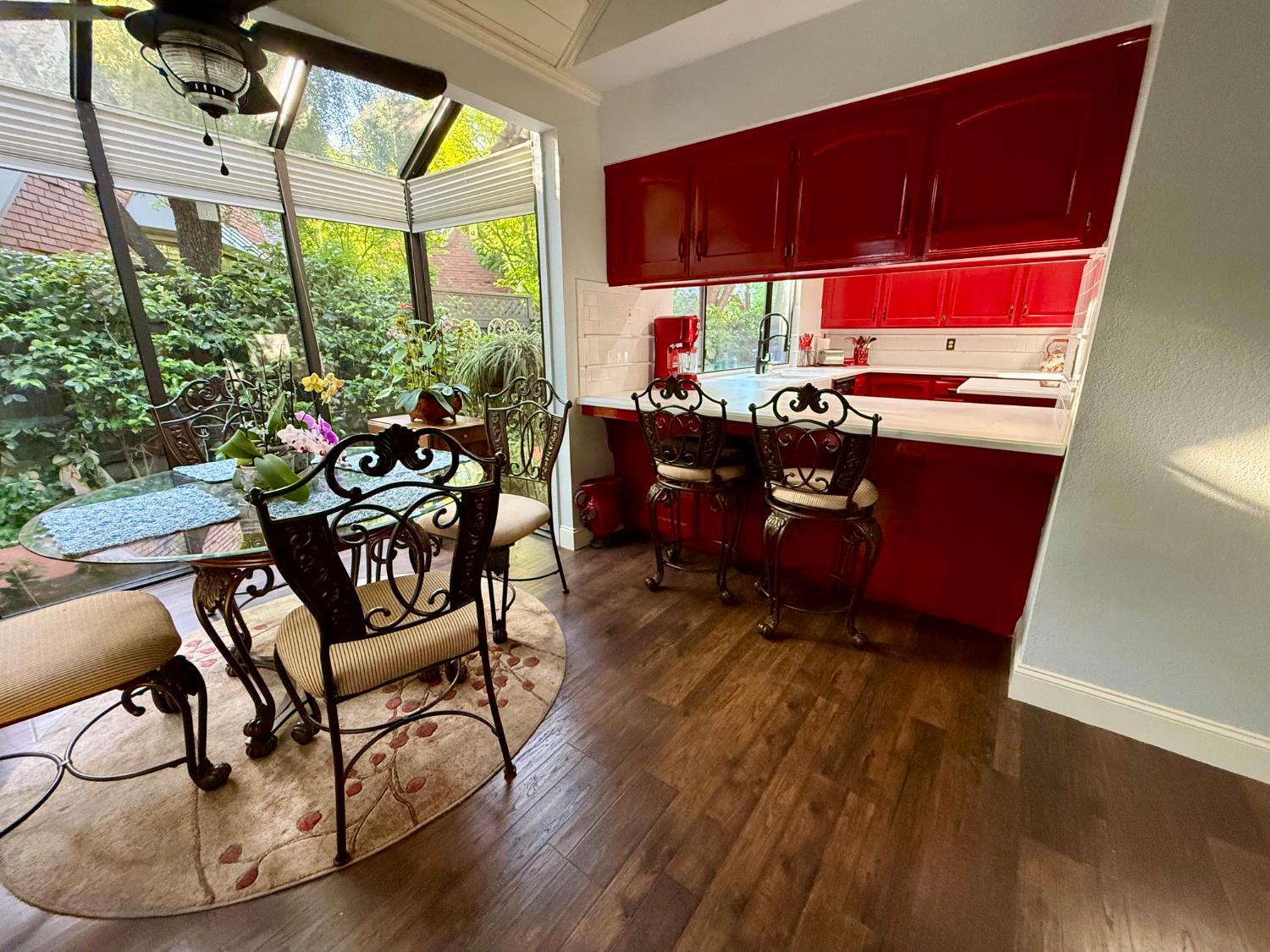 2555 W Bluff Ave #142, Fresno, CA 93711